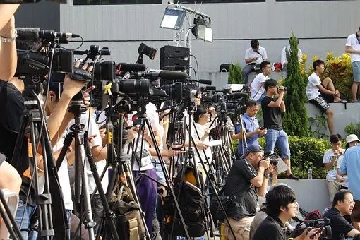 https://lingchen-resource.oss-cn-shenzhen.aliyuncs.com/admin/pro/20230321/640%20(46).jpg