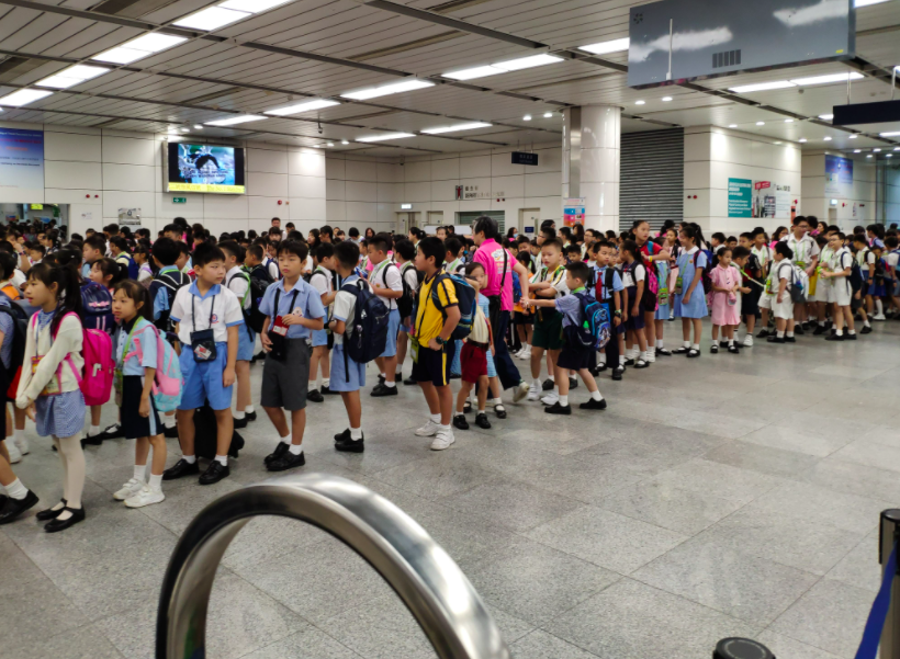 https://lingchen-resource.oss-cn-shenzhen.aliyuncs.com/admin/pro/20230329/09482822222.png