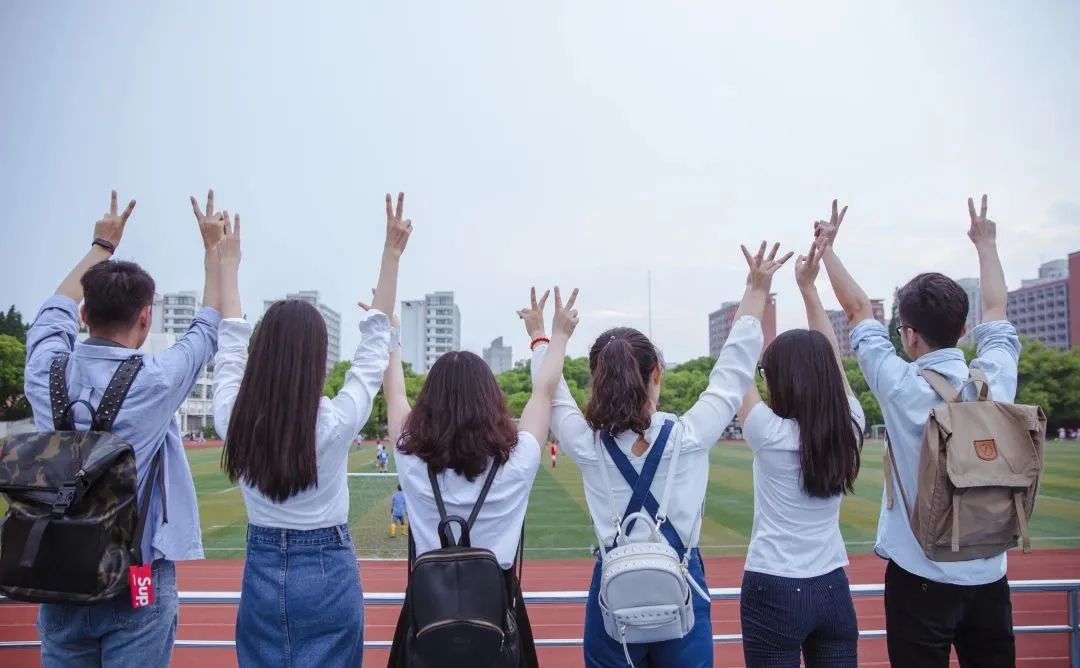 https://lingchen-resource.oss-cn-shenzhen.aliyuncs.com/admin/pro/20230530/095548image.png