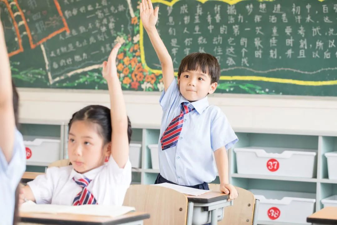 https://lingchen-resource.oss-cn-shenzhen.aliyuncs.com/admin/pro/20230606/094640image.png