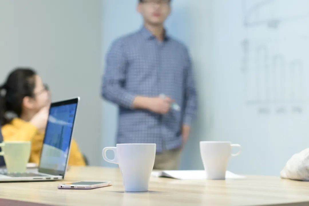https://lingchen-resource.oss-cn-shenzhen.aliyuncs.com/admin/pro/20230614/091854image.png