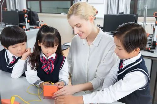 https://lingchen-resource.oss-cn-shenzhen.aliyuncs.com/admin/pro/20230626/092102image.png