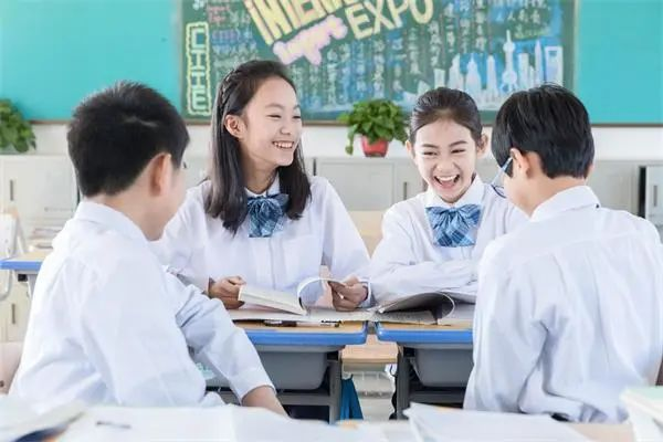 https://lingchen-resource.oss-cn-shenzhen.aliyuncs.com/admin/pro/20230628/093309image.png