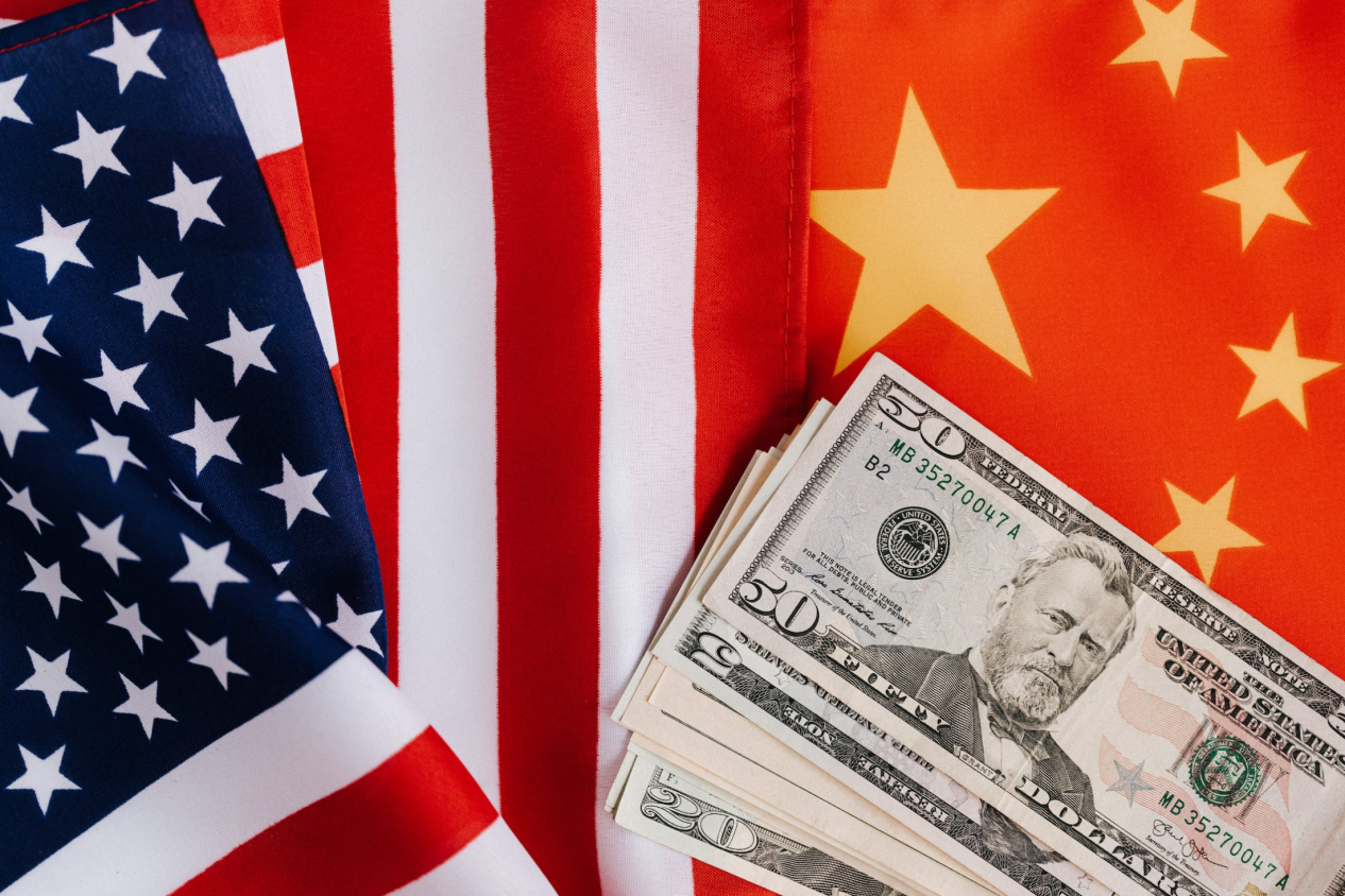 https://lingchen-resource.oss-cn-shenzhen.aliyuncs.com/admin/pro/20240115/180509e.png