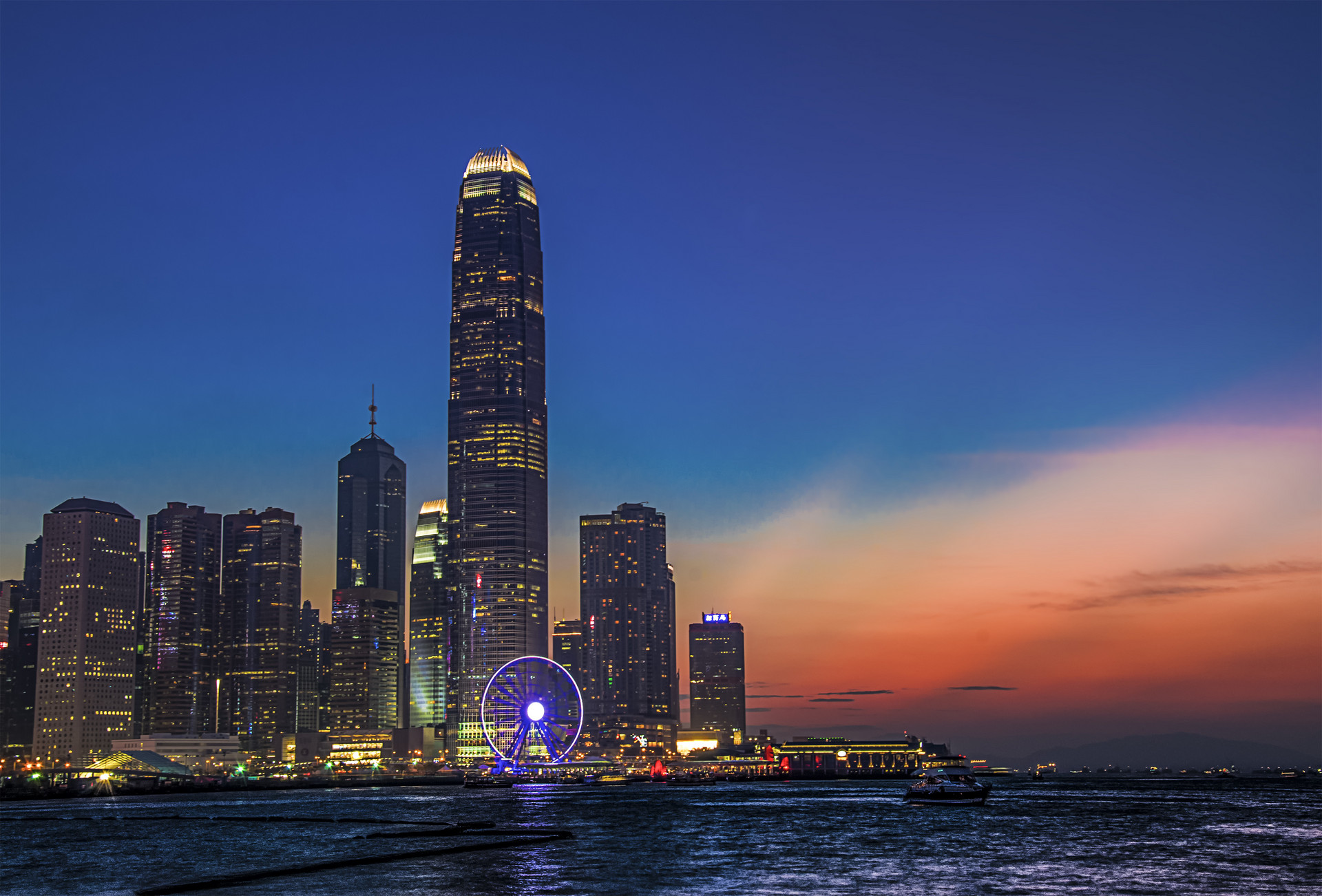 https://lingchen-resource.oss-cn-shenzhen.aliyuncs.com/admin/pro/20240830/100238%E6%91%84%E5%9B%BE%E7%BD%91_500268349_%E7%BB%B4%E5%A4%9A%E5%88%A9%E4%BA%9A%E6%B8%AF(%E4%BC%81%E4%B8%9A%E5%95%86%E7%94%A8).jpg